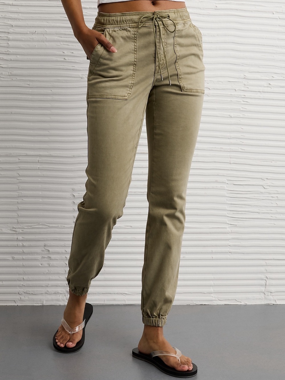American Eagle Outfitters Olive Skinny Jogger Jeans